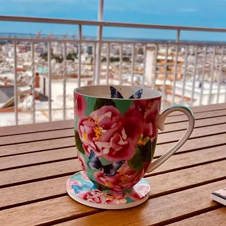 Panoramic View Penthouse Nikopol アパート テッサロニキ
